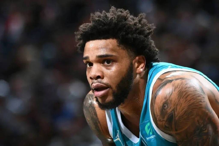 明年夏窗时 明年夏窗时