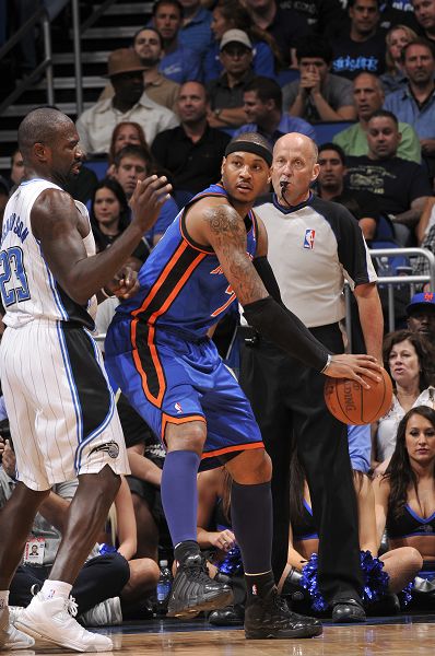 出示红牌并 出示红牌并