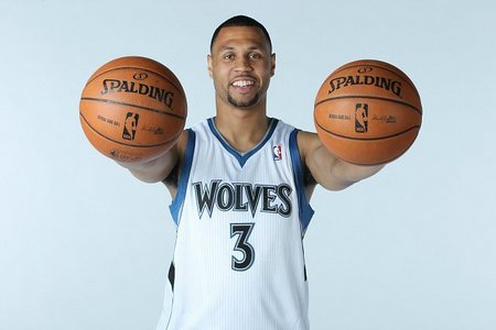 的指挥权应 的指挥权应